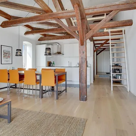 Completely Renovated Лёккен